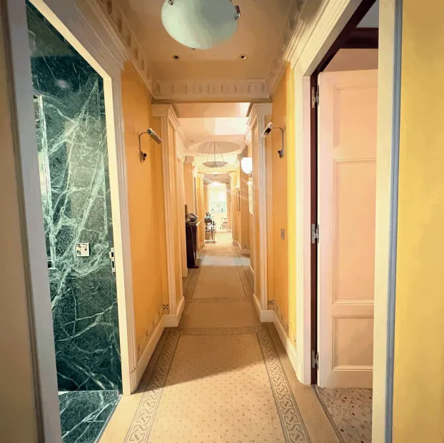 Avenue Foch Paris 16ème - Couloir 2 - réalisation Vision Bâtiments