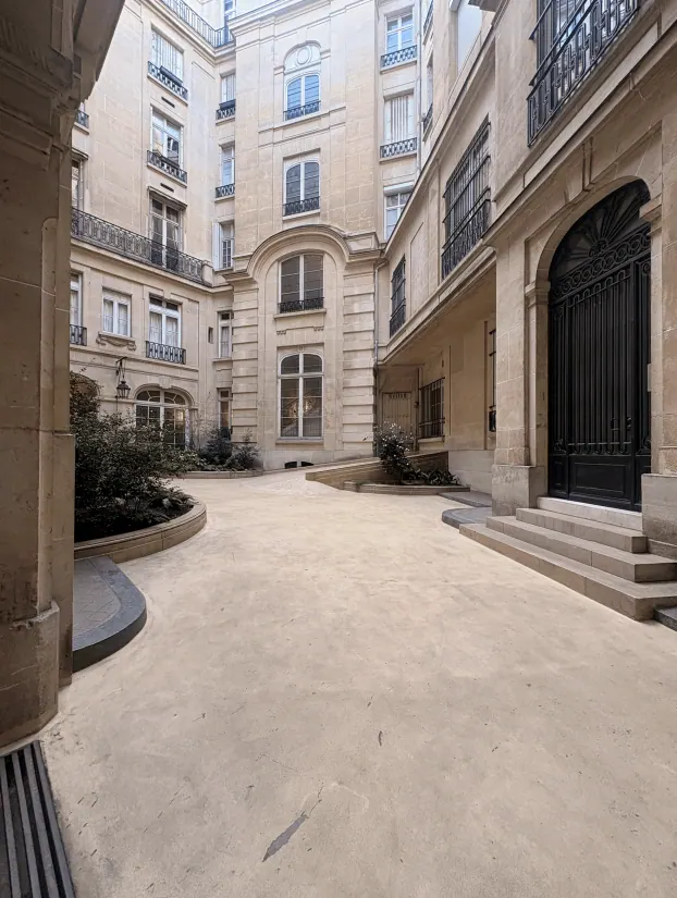Avenue Foch Paris 16ème - Entrée 1 - réalisation Vision Bâtiments