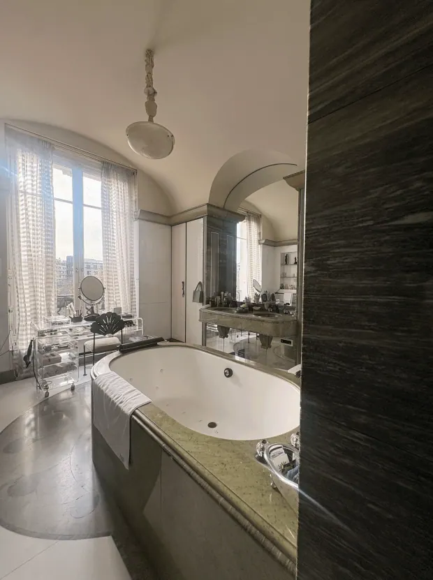 Avenue Foch Paris 16ème - Toilettes 1 - réalisation Vision Bâtiments